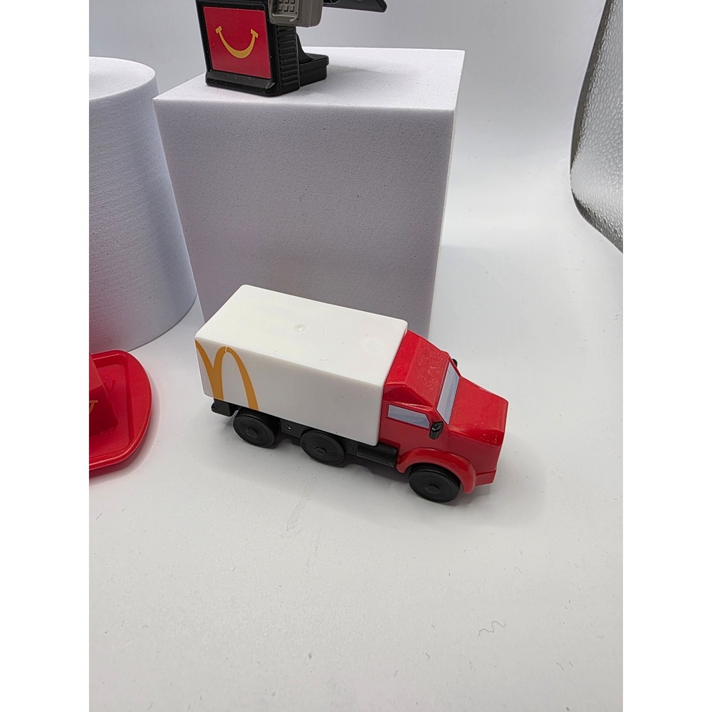 Lil McDonalds Miniature Playset Accessories Soda Machine Register Truck Tray Set - Picture 5 of 5